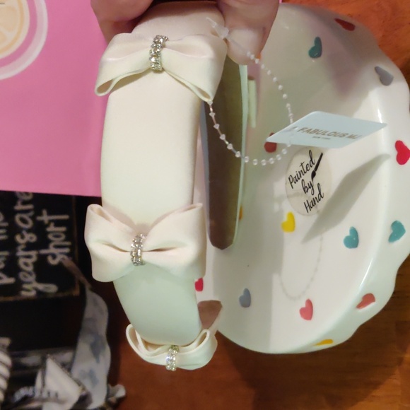 Designer headband with bows and crystal s very comfortable NWT - Picture 6 of 16